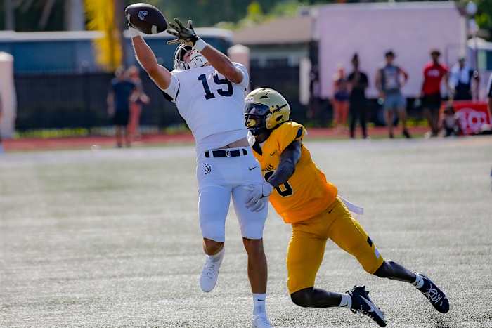St John Bosco vs St Thomas Aquinas Football - by Matt Christopher 08-26-20231094